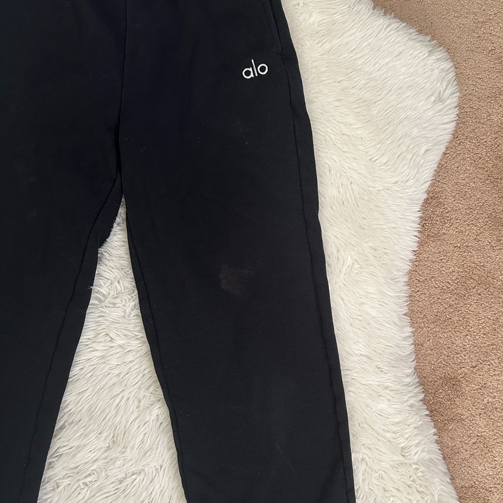 ALO Yoga Acolade Quarter zip & Jogger Set - Picture 8 of 10